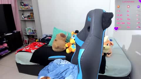 Geek Nicole    im Neeko UwU online show from 10-09-25, 07:56