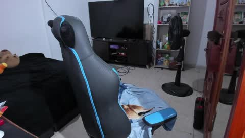 Geek Nicole    im Neeko UwU online show from 05-02-26, 11:21
