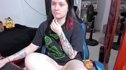 Geek Nicole    im Neeko UwU online show from 05-03-26, 11:55