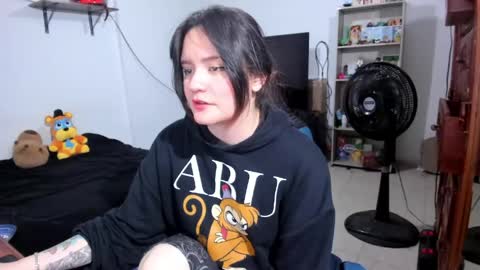Geek Nicole    im Neeko UwU online show from 05-10-26, 04:06