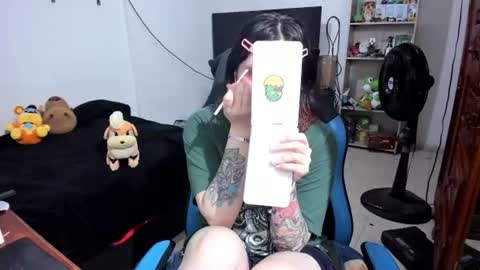 Geek Nicole    im Neeko UwU online show from 06-17-26, 11:45