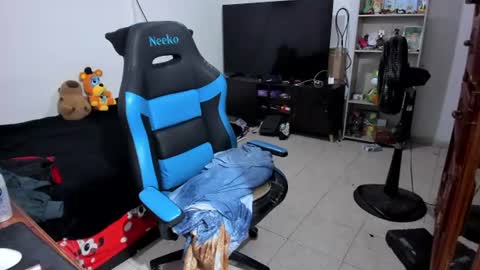 Geek Nicole    im Neeko UwU online show from 06-22-26, 11:29