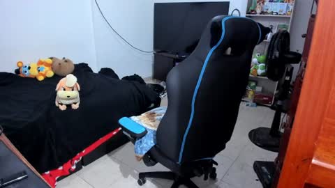 Geek Nicole    im Neeko UwU online show from 06-28-26, 11:49