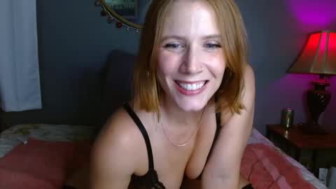 Snapshot of neemcream chatting on 02-17-25, 11:42 JenniferJen online show from 02-17-25, 11:42