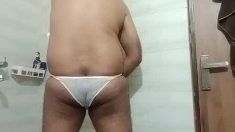 Snapshot of neerajjoy chatting on 04-29-26, 02:59 neerajjoy online show from 04-29-26, 02:59