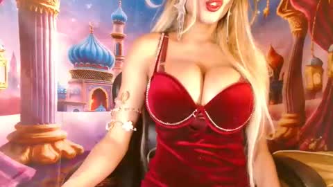 nefertari8 online show from 05-07-26, 08:31