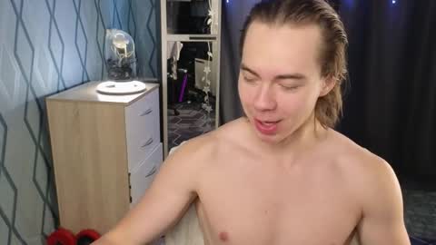 Snapshot of neganxxl chatting on 10-09-25, 03:26 Negan online show from 10-09-25, 03:26