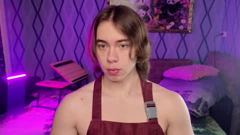 Snapshot of neganxxl chatting on 11-10-25, 05:06 Negan online show from 11-10-25, 05:06