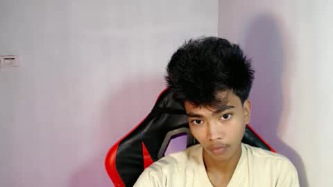 Snapshot of neil_asian69 chatting on 10-22-25, 06:24 neil_asian69 online show from 10-22-25, 06:24