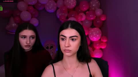 Snapshot of nekky_mouse chatting on 02-13-26, 10:22 Meow online show from 02-13-26, 10:22
