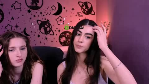 Snapshot of nekky_mouse chatting on 04-05-26, 12:57 Meow online show from 04-05-26, 12:57