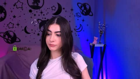 Snapshot of nekky_mouse chatting on 04-25-26, 09:23 Meow online show from 04-25-26, 09:23
