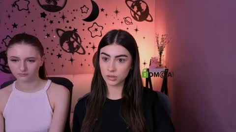Snapshot of nekky_mouse chatting on 04-28-26, 09:25 Meow online show from 04-28-26, 09:25