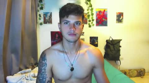 Snapshot of nekoboy01 chatting on 10-20-25, 10:21 Nekoboy online show from 10-20-25, 10:21