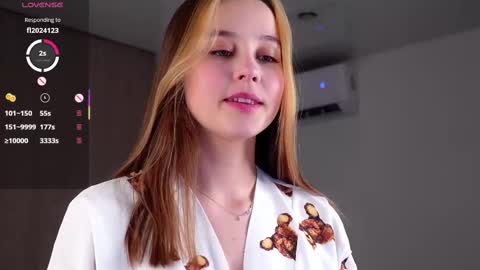 Lana online show from 02-11-25, 01:41