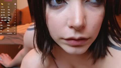 Snapshot of neli_elinek chatting on 05-04-26, 09:33 Neli online show from 05-04-26, 09:33