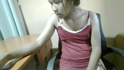 nelia_84 online show from 05-04-26, 05:25