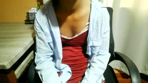 nelia_84 online show from 06-28-26, 08:09