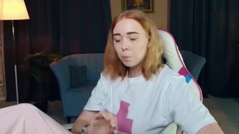 Nelli online show from 11-29-25, 08:01