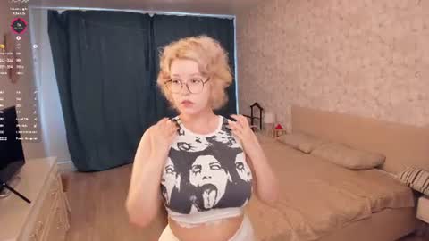nelly_gloss online show from 06-12-26, 07:40