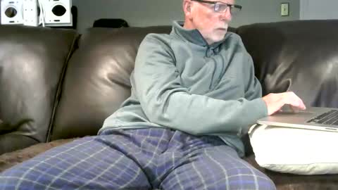 Snapshot of neman4u2c chatting on 05-14-26, 09:10 Jack online show from 05-14-26, 09:10