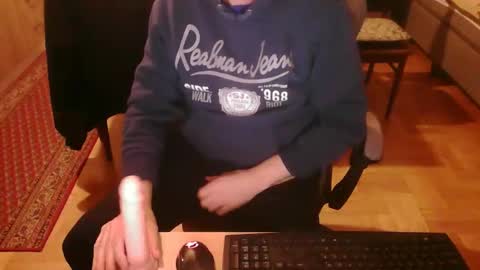 Snapshot of neno89654 chatting on 02-09-26, 05:00 neno89654 online show from 02-09-26, 05:00