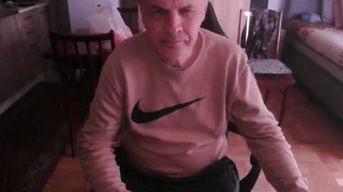 neno89654 online show from 03-08-26, 08:18