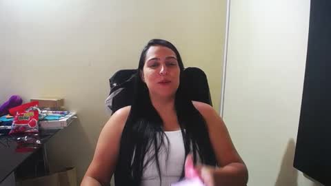 kelly lopez online show from 01-09-25, 04:06