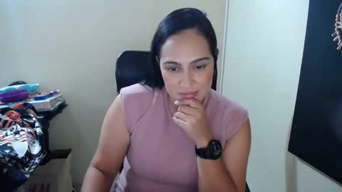 kelly lopez online show from 02-01-25, 01:51