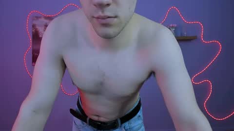 neo_raze_ online show from 05-06-26, 06:46