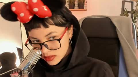 Neo Geisha online show from 05-05-26, 04:04