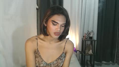 neomi online show from 02-05-26, 06:12