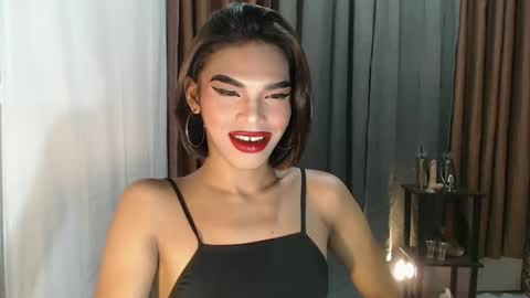 Snapshot of neomi_hardcock chatting on 02-15-26, 04:14 neomi online show from 02-15-26, 04:14
