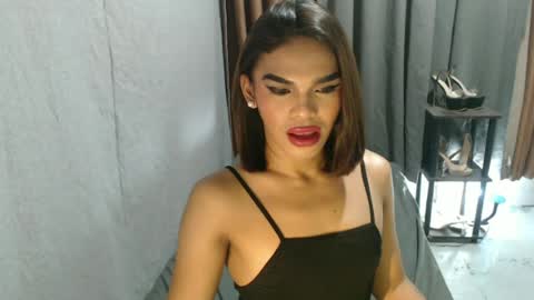Snapshot of neomi_hardcock chatting on 05-15-26, 05:31 neomi online show from 05-15-26, 05:31