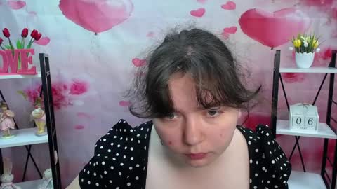 NeonilaLisova online show from 05-08-26, 05:46