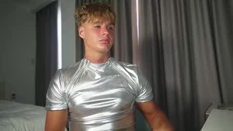 Sonya online show from 03-26-26, 09:04