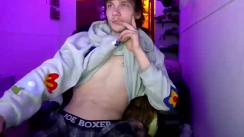 nephew_p online show from 06-09-26, 01:50