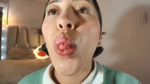 Snapshot of nerak_a chatting on 01-31-25, 12:28 Helena Every Friday new video for my fan club loves online show from 01-31-25, 12:28