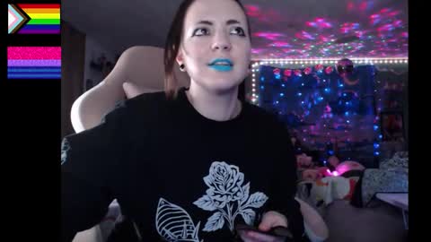 Snapshot of nerdy_squirty chatting on 10-26-25, 03:45 NerdySquirty online show from 10-26-25, 03:45