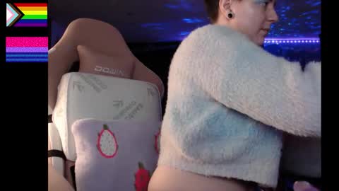 Snapshot of nerdy_squirty chatting on 11-12-25, 08:26 NerdySquirty online show from 11-12-25, 08:26