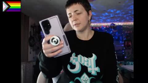 Snapshot of nerdy_squirty chatting on 01-10-26, 06:59 NerdySquirty online show from 01-10-26, 06:59