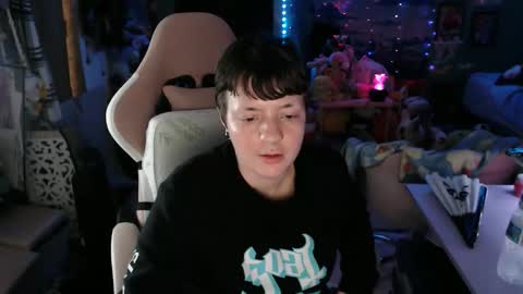 Snapshot of nerdy_squirty chatting on 04-29-26, 07:01 NerdySquirty online show from 04-29-26, 07:01