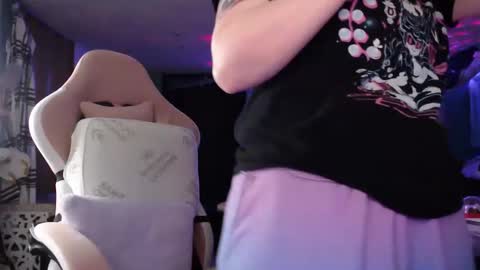 Snapshot of nerdy_squirty chatting on 05-23-26, 05:56 NerdySquirty online show from 05-23-26, 05:56