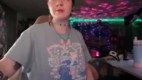 Snapshot of nerdy_squirty chatting on 06-05-26, 04:08 NerdySquirty online show from 06-05-26, 04:08