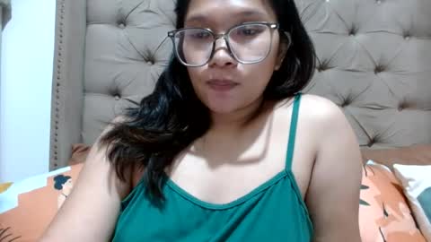 Snapshot of nerdypinaypie chatting on 07-20-26, 06:38 nerdypinaypie online show from 07-20-26, 06:38