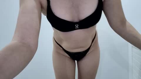 Crystal New online show from 06-01-26, 07:32