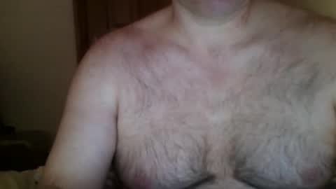 Snapshot of neroman37 chatting on 10-16-25, 09:38 neroman37 online show from 10-16-25, 09:38