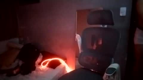 Snapshot of nessgoldendickboy2899 chatting on 11-17-25, 10:43 nessgoldendickboy2899 online show from 11-17-25, 10:43