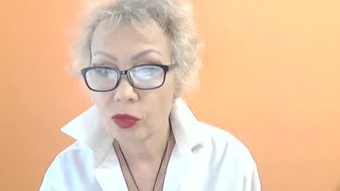 Snapshot of nessyjenixs chatting on 10-17-25, 07:55 NessyJenixs online show from 10-17-25, 07:55