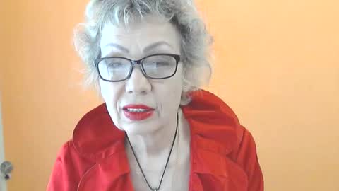 NessyJenixs online show from 05-04-26, 06:42